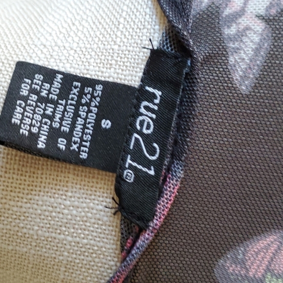 Mesh butterfly tee - Picture 3 of 4